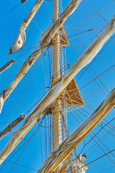 Mast van een zeilschip — Stockfoto