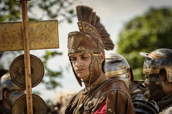 Alba Iulia Romania May 2019 Legionary Posing Festival Roman Apulum — Stock Fotó