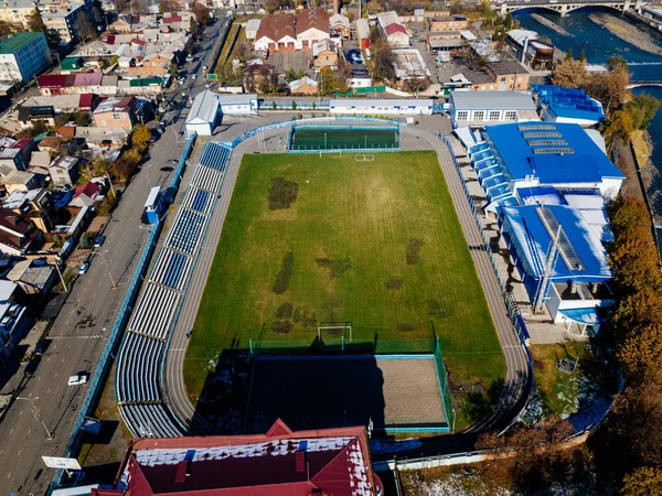 サッカースタジアムドローンからの空中ビュー — ストック写真