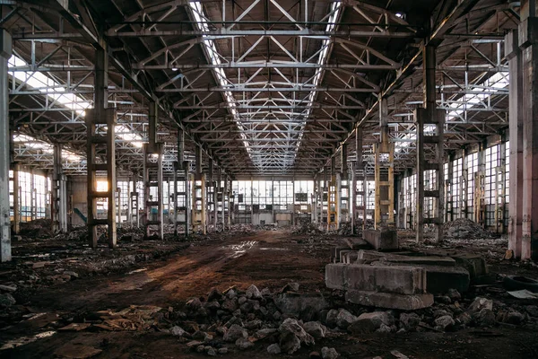 Großes Verlassenes Industriegebäude Der Ehemaligen Baggerfabrik Woronesch — Stockfoto