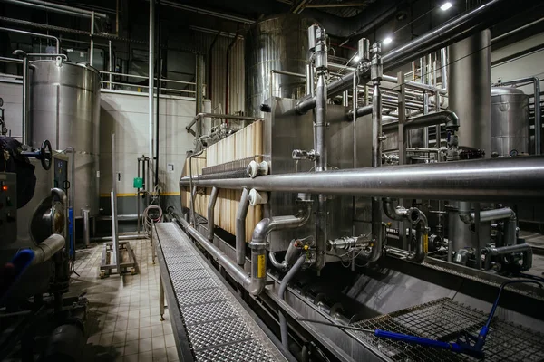 Filtrační Stroje Moderní Výrobní Lince Pivovaru — Stock fotografie