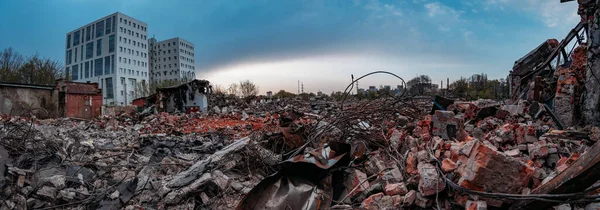 Ruinen Eines Alten Abgerissenen Industriegebäudes Konzept Für Katastrophen Oder Kriegsfolgen — Stockfoto