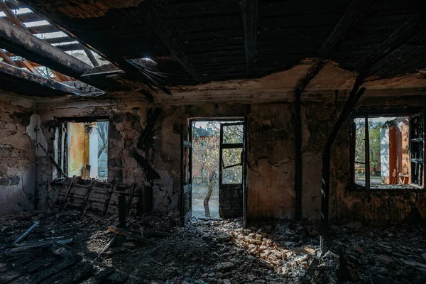 Leégett Összedőlt Régi Ház Belseje Tűz Következményei — Stock Fotó