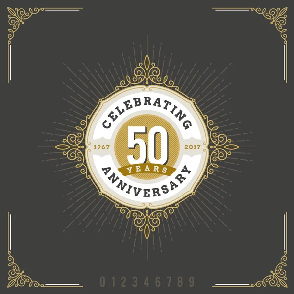 Vintage emblema del logotipo del aniversario con florece elementos ornamentales caligráficos — Vector de stock