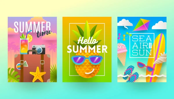 Набор летних каникул и плакатов с тропическими каникулами или поздравительная открытка. Векторная плоская конструкция . — стоковый вектор