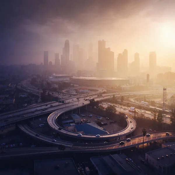 Silueta Del Centro Los Ángeles Amanecer Brumoso Lax Ciudad Más —  Fotos de Stock