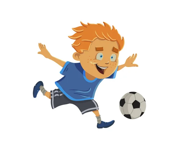 Ευτυχισμένος Κοκκινομάλλα Αγόρι Παίζει Ποδόσφαιρο Royalty Free Φωτογραφίες Αρχείου