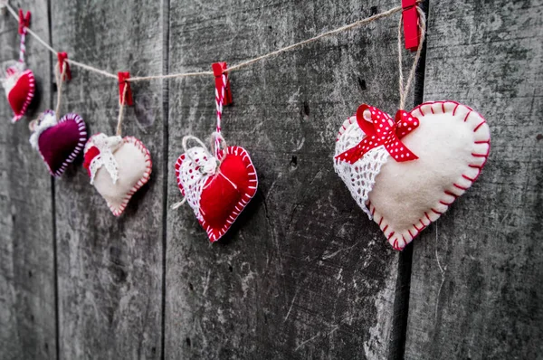 Corazones Colores Sobre Fondo Madera Día San Valentín — Foto de Stock