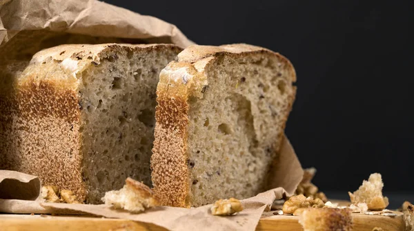 Chléb Drobky Dřevěné Desce — Stock fotografie