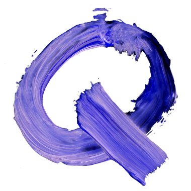 Beyaz zemin üzerine mavi boya ile çizilmiş Q Harfi.