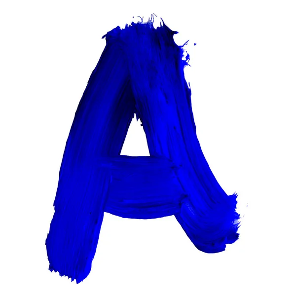Буква А нарисована синими красками на белом фоне . — стоковое фото