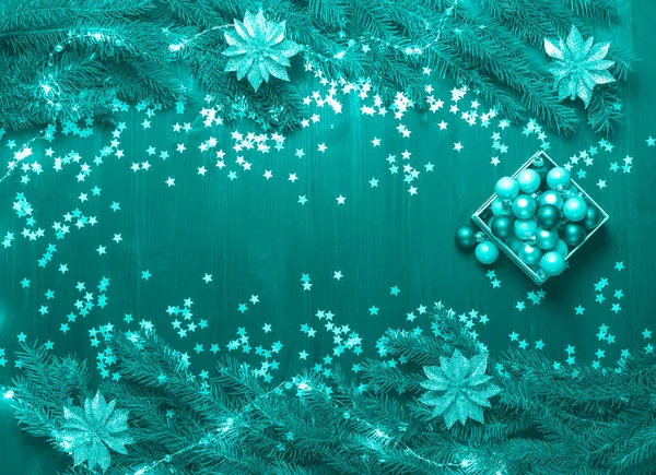 Kerst en nieuwjaar houten achtergrond afgezwakt groene kleur — Stockfoto