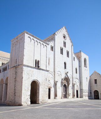 Aziz Nikolaos Kilisesi bari