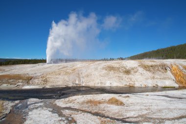 Yellowstone'da spazmodik Şofben