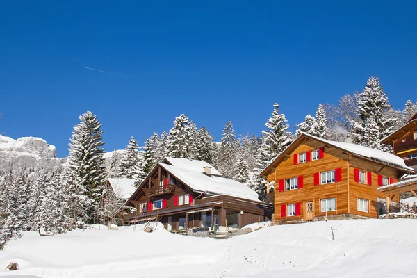 Winter in de Alpen van Zwitserland — Stockfoto