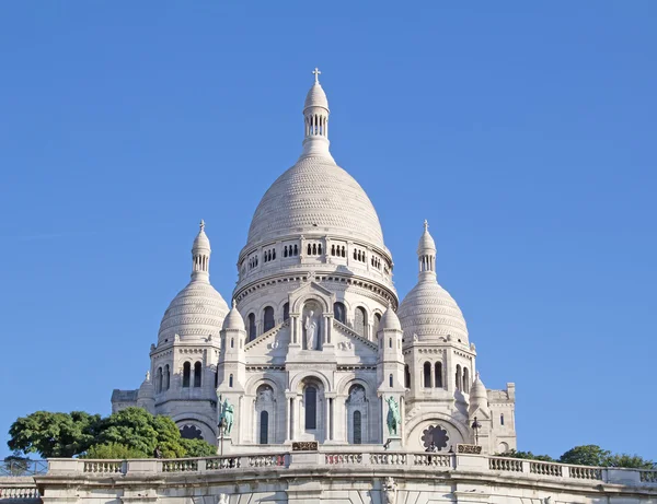 Basilikan på sacred heart — Stockfoto