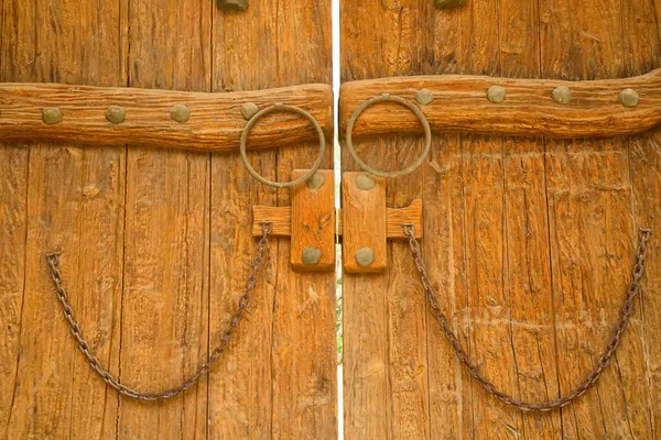 Porta velha do edifício — Fotografia de Stock