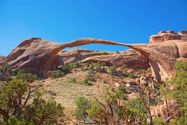 Kemerler Güney penceresinde