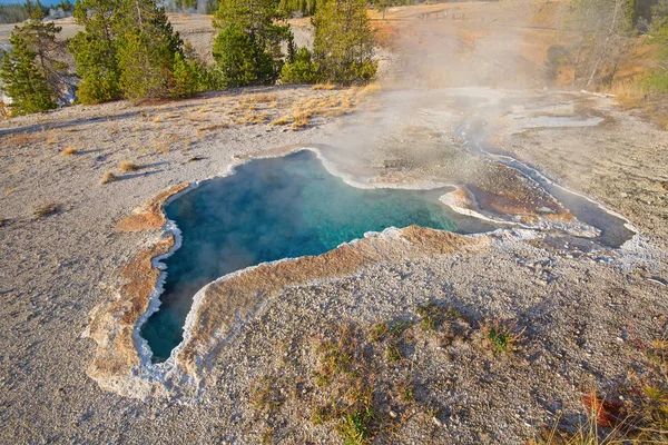 Πισίνα στο εθνικό πάρκο Yellowstone — Φωτογραφία Αρχείου