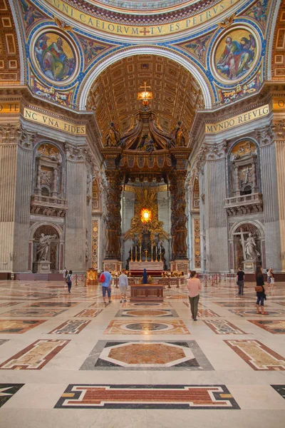 Cúpula de São Pedro em Roma — Fotografia de Stock