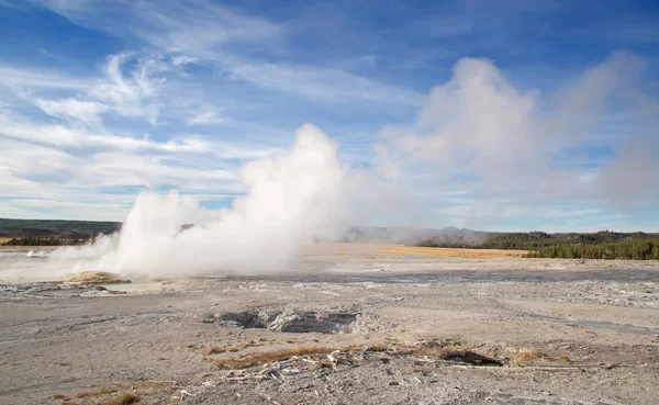 Lower geyser basin — Stock Photo, Image