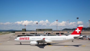 Uçak almak için hazırlanıyor