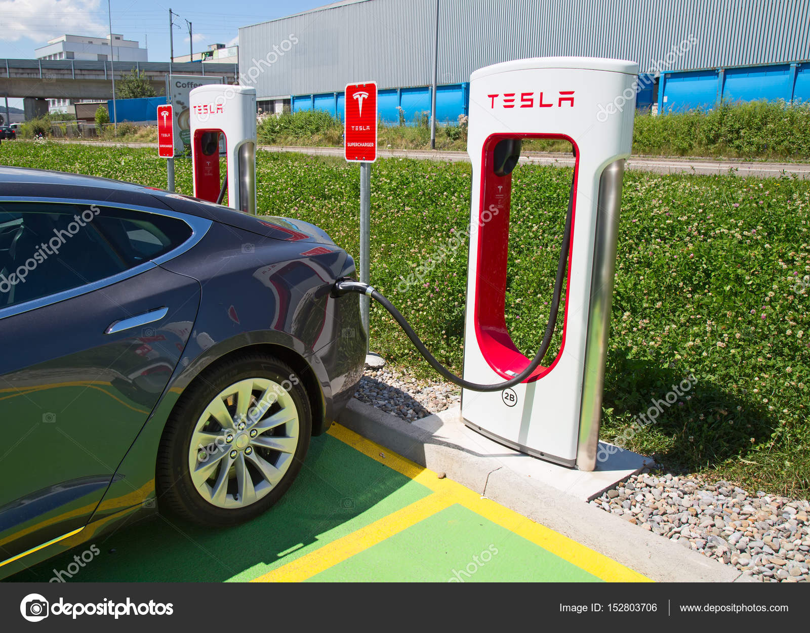 Tesla Supercharger station Stock Editorial Photo © swisshippo 152803706