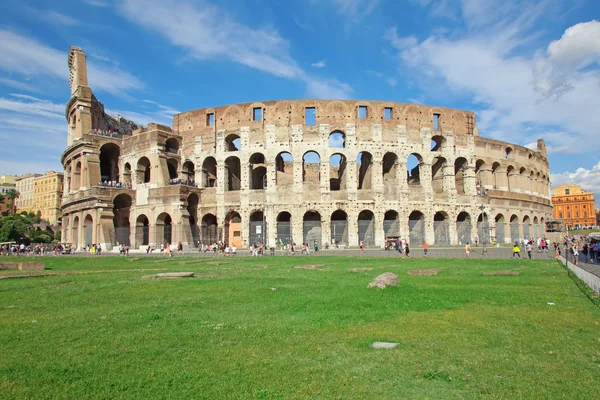 A coloseum, a római romjai — Stock Fotó