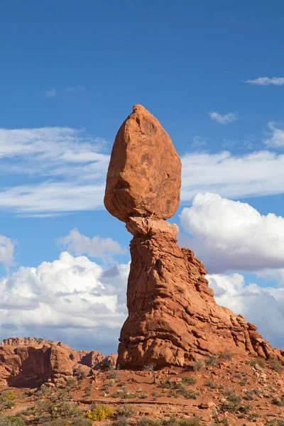 Berömda Balancing rock — Stockfoto