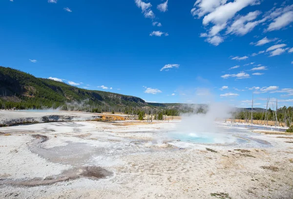 Colorful hot water pool — Stock Photo, Image