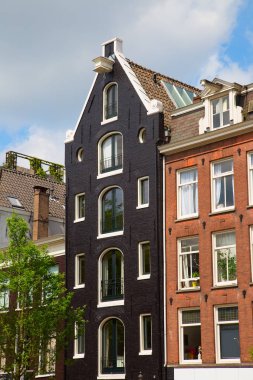 Amsterdam'ın geleneksel evleri