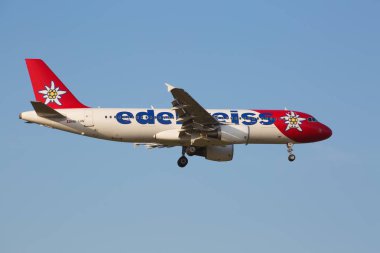 İsviçre A-340 Zurich airport de açılış