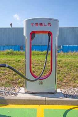 Tesla Supercharger istasyonu 