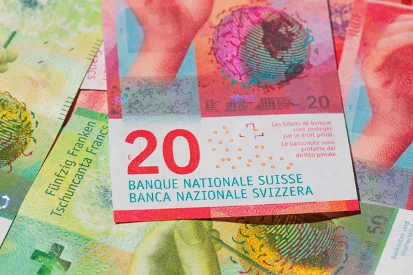 Nuevos billetes suizos —  Fotos de Stock