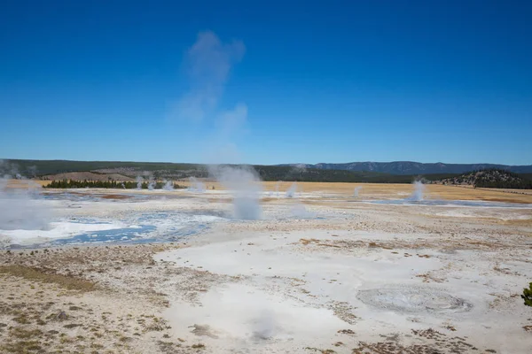 Nižší geyser basin — Stock fotografie