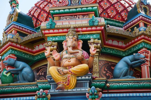 Dekorationer av hinduiska tempel — Stockfoto