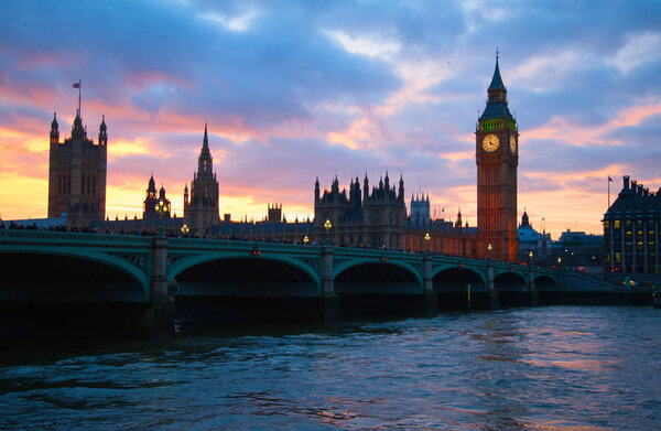 Famous Big Ben clock tower in London, UK.