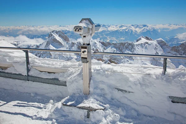 Vinter i schweiziska Alperna — Stockfoto