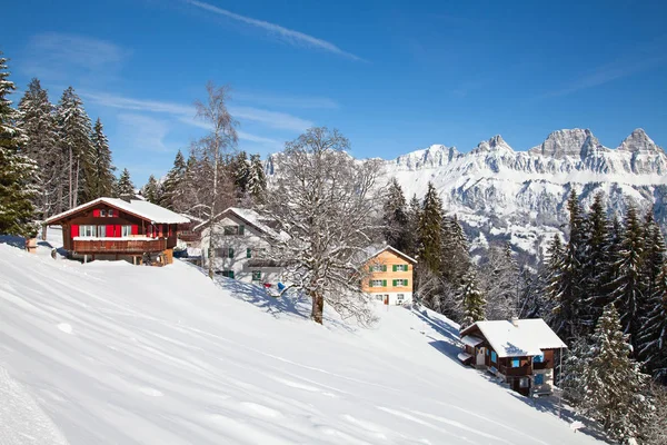 Vinter i schweiziska Alperna — Stockfoto