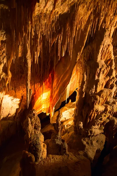 Cueva del dragón en la isla española — Foto de Stock