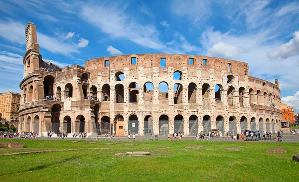 罗马竞技场的废墟 — 图库照片
