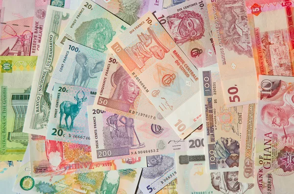 farklı renk banknotlar