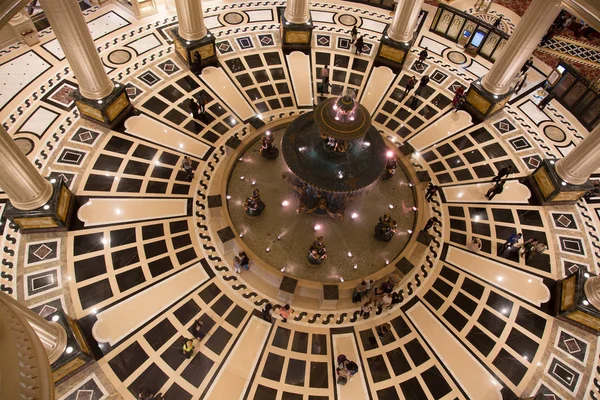 Inner space of the Parisian casino — Stock Photo, Image