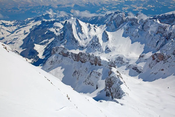 Inverno em alpes suíços — Fotografia de Stock