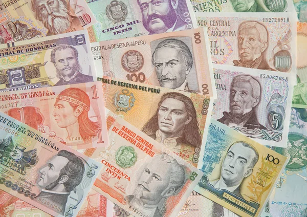 Billetes sudamericanos —  Fotos de Stock