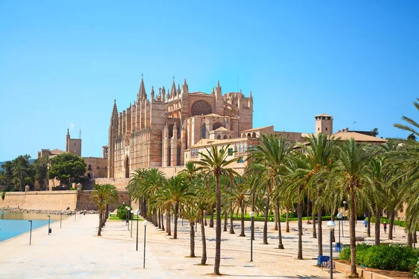 Palma de Mallorca ciudad en España — Foto de Stock