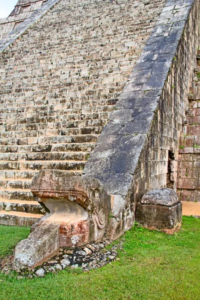 Ερείπια του το Chichen Itza-στο Μεξικό — Φωτογραφία Αρχείου