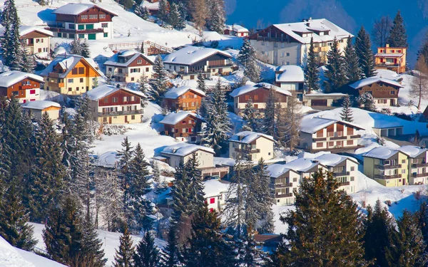 Vinter i schweiziska Alperna — Stockfoto