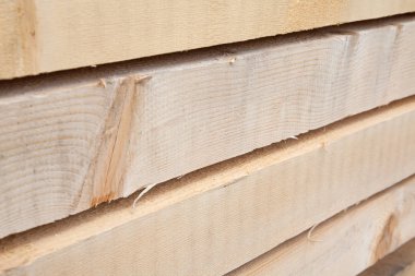 Yeni ahşap Çıtçıt yığını