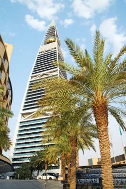 Al Faisaliah kule cephe 